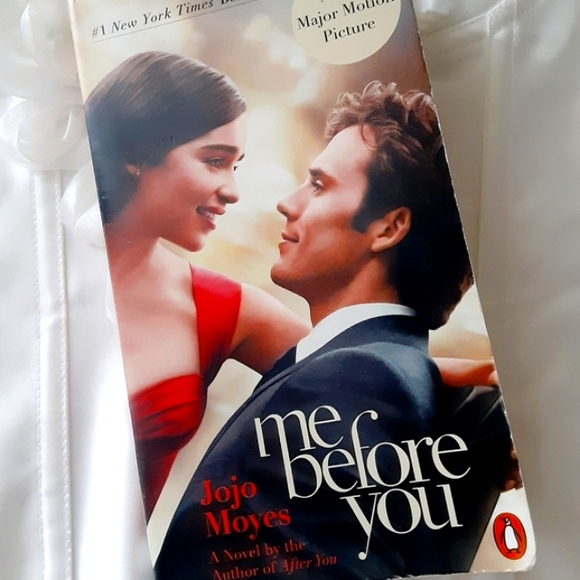 JoJo Moyes Other - Me Before You Paperback Book Jojo Moyes